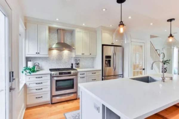 Elegant white kitchen.